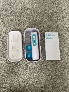 ✨ Frida baby Electric NoseFrida Nasal Aspirator - White & Teal ✨